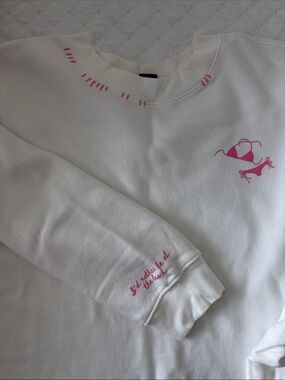 Wild Fable White Beach Graphic Sweatshirt